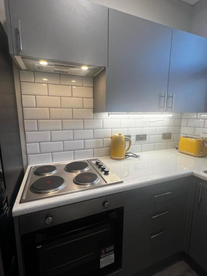 Matipa-Given Apartments Eastleigh Southampton Exterior foto